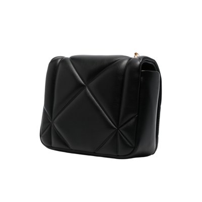 THE EMBOSSED Q CROSSBODY BAG